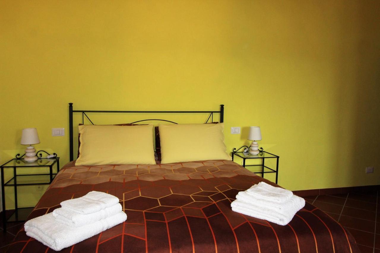 Il Casale Di Sandra คิอูซี ภายนอก รูปภาพ